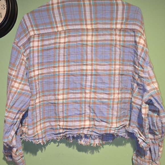 Aeropostale Blue Plaid Flannel Crop Shirt Long Sleeve Sz M Collar Pockets Button - Picture 2 of 6